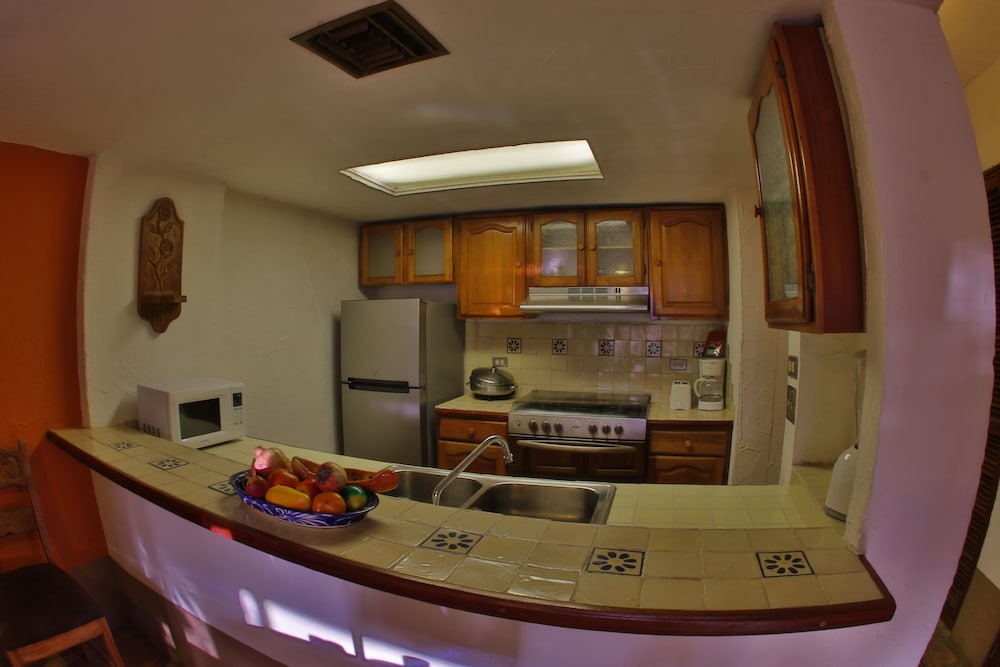 Villa, Oceanfront photo 2