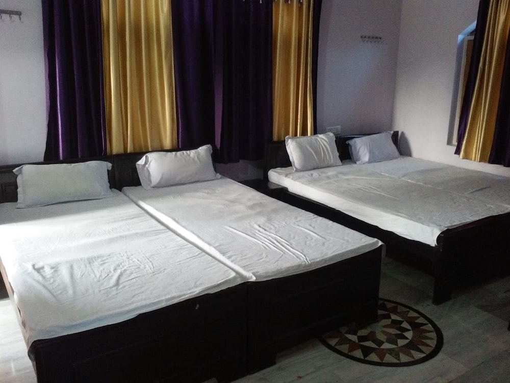 Four Bed Room photo 1