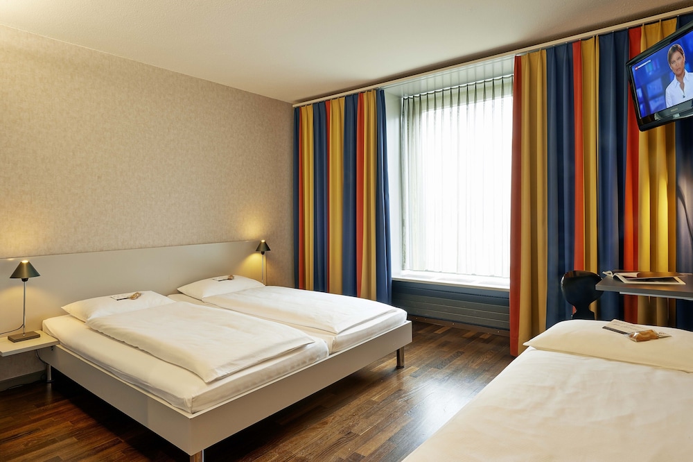 Standard Triple Room - Photo 1