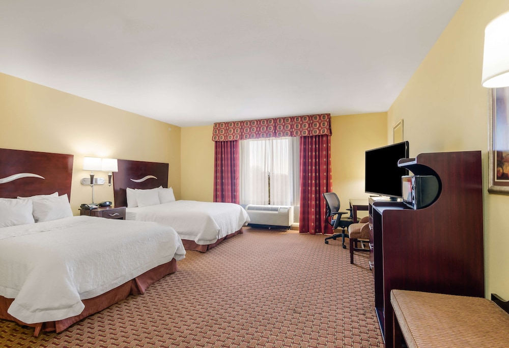 Room, 2 Queen Beds, Accessible, Non Smoking photo 3