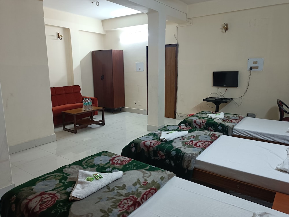 Standard Triple Room photo 2