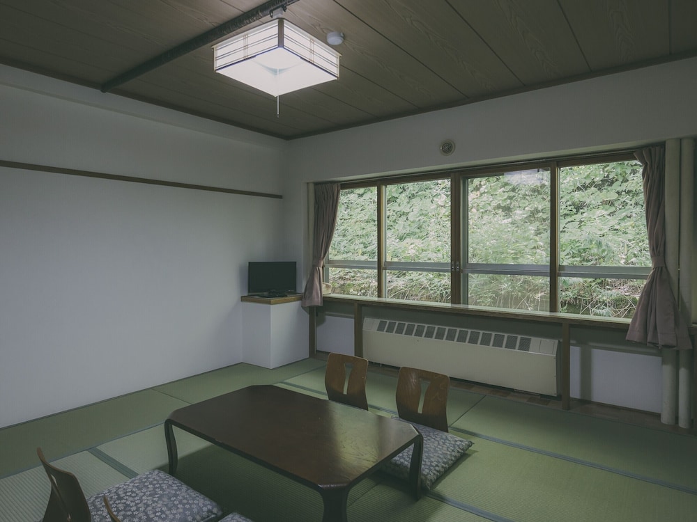Japanese Room - Mountain Side - Toilet only, Non Smoking photo 2