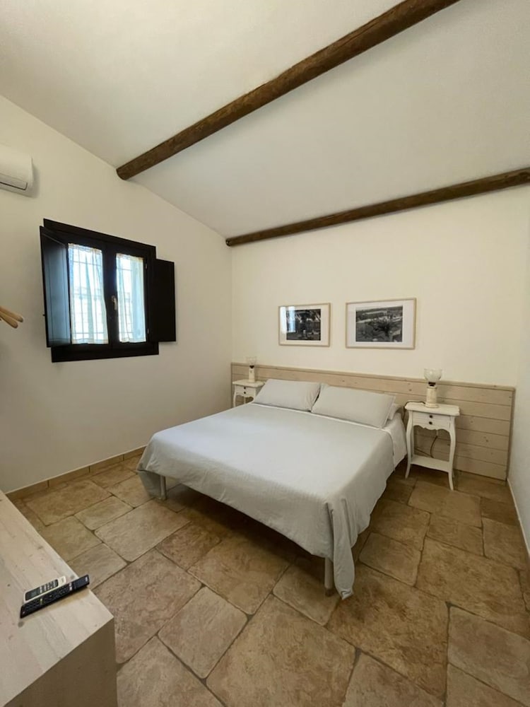 Junior Suite, Pool Access, Pool View photo 1