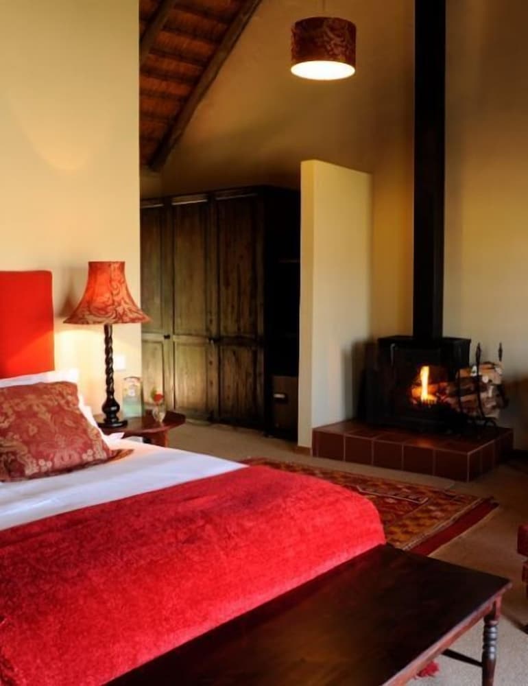 Deluxe Room, 1 King Bed, River View - Photo 1