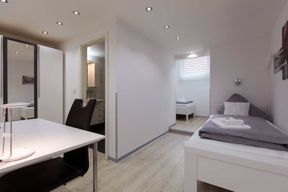 Triple Room - Photo 1