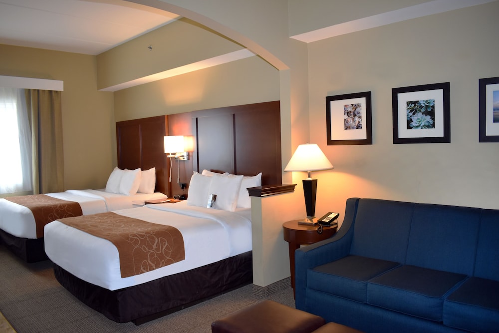 Suite, 2 Queen Beds, Non Smoking - Photo 1