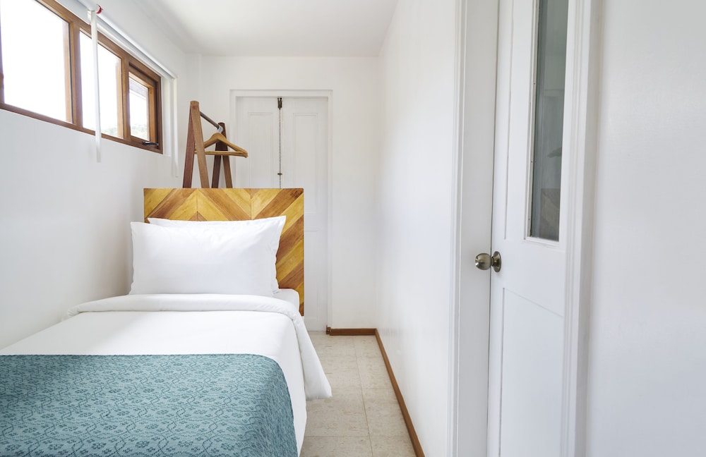 Standard Room, 1 Twin Bed, Balcony photo 3