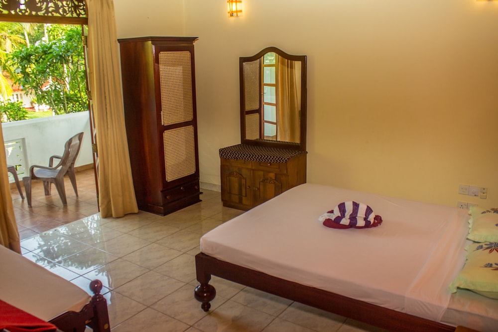 Luxury Double Room, 1 Bedroom, Balcony, Garden View