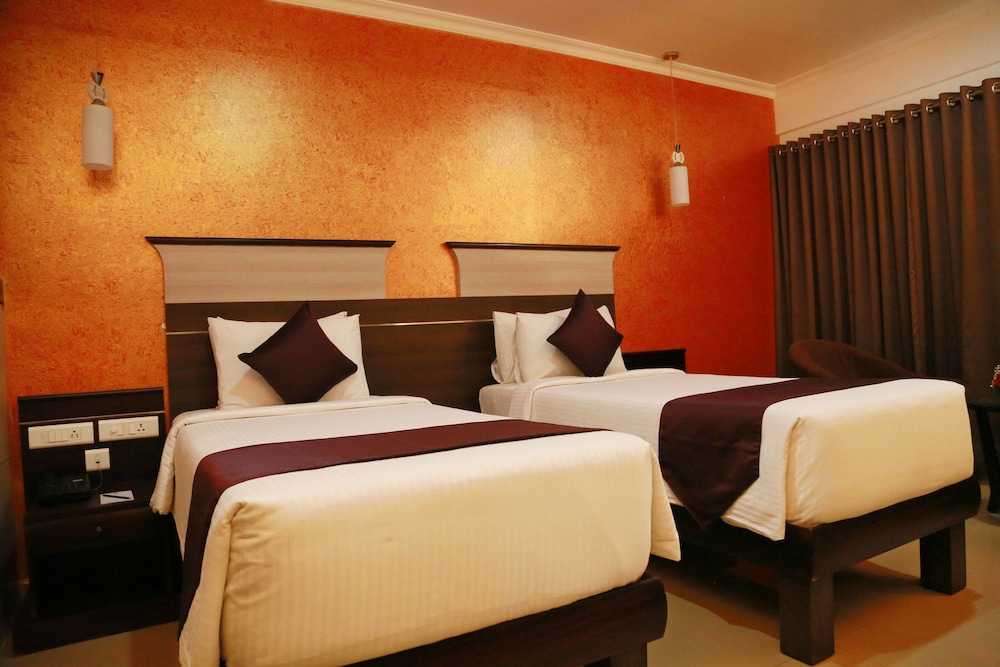 Deluxe Room, 1 Double Bed photo 2