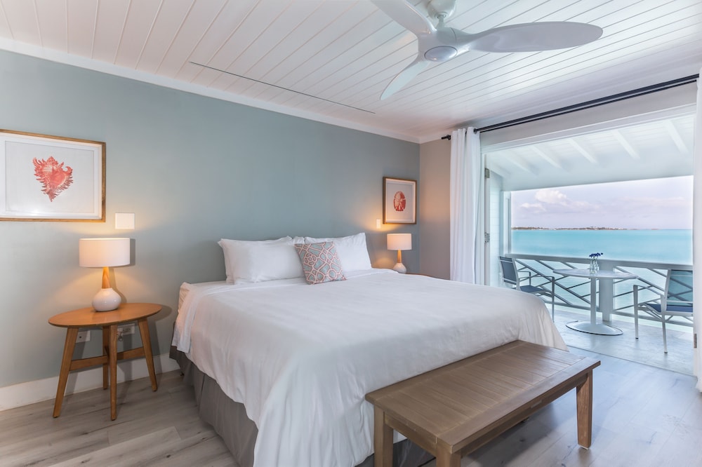 Romantic Room, 1 King Bed, Ocean View, Oceanfront - Photo 1