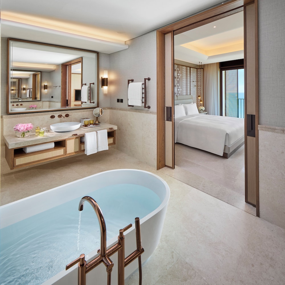 Junior Suite, Mountain View - Photo 14