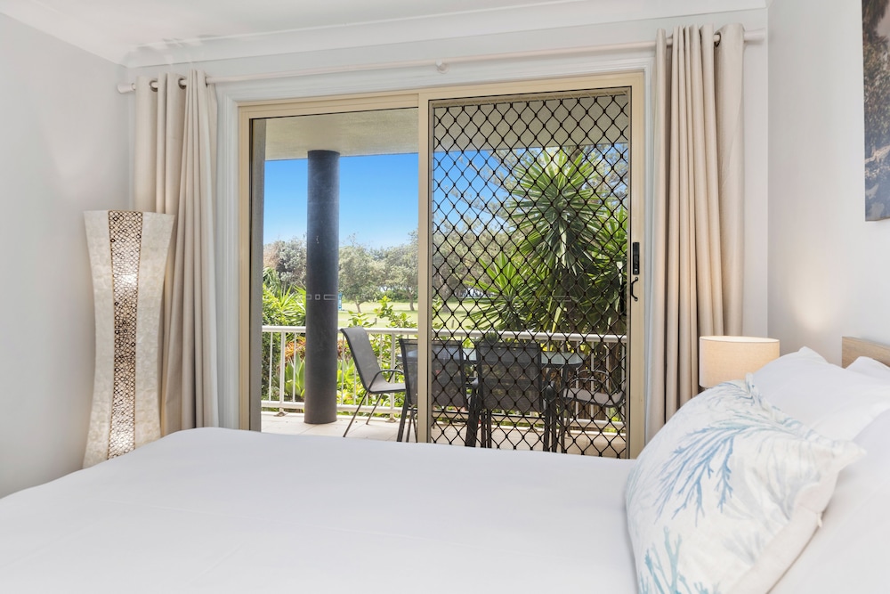 Superior Apartment, Beachside photo 2