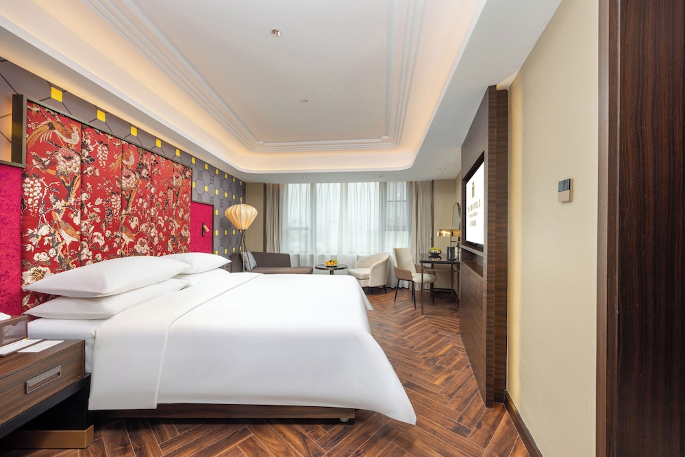 Luxury Double Room, Hill View