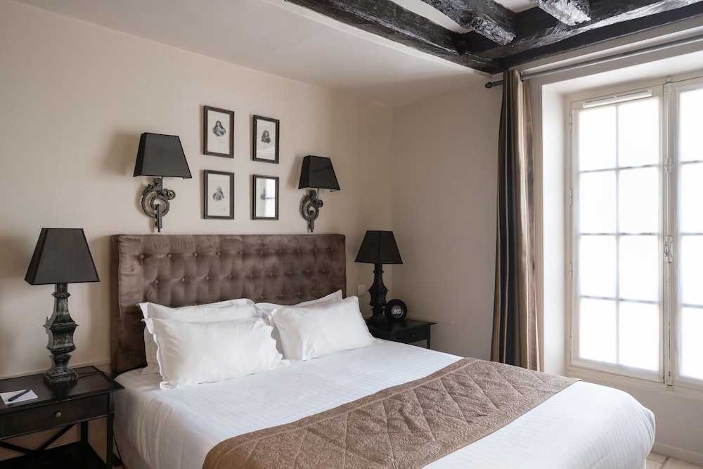 Superior Double or Twin Room photo 1