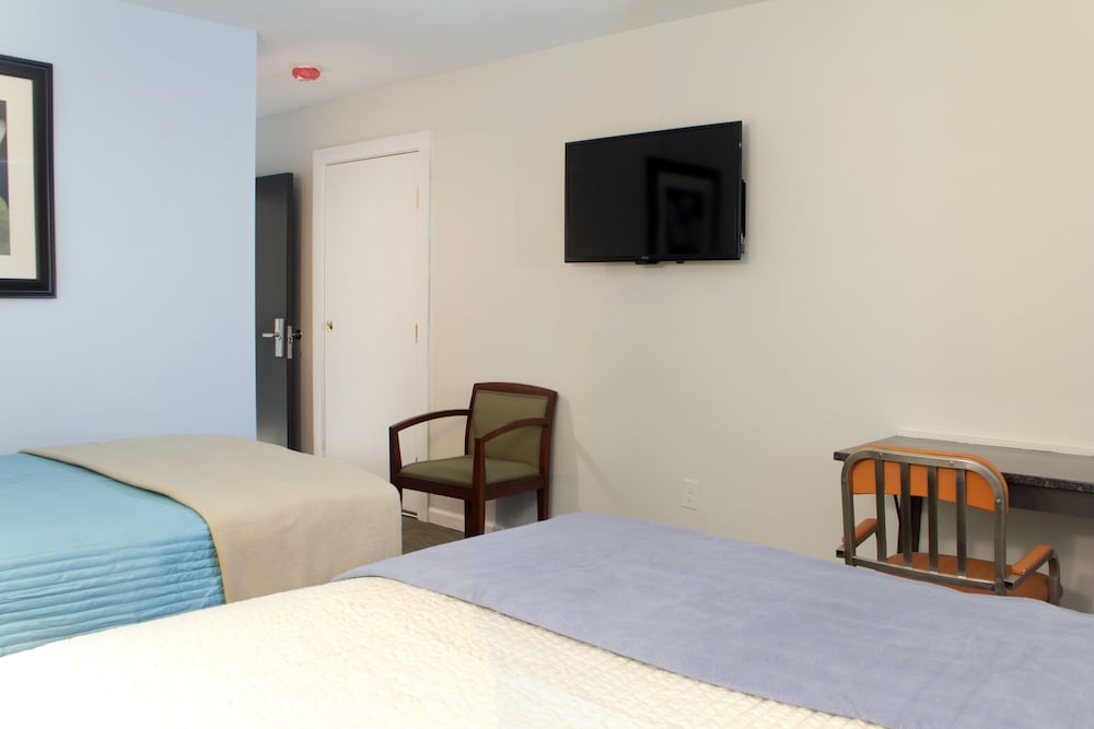 Standard Room, 2 Double Beds