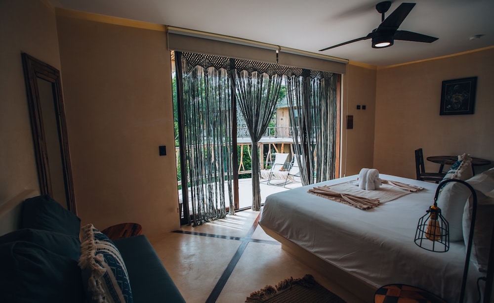 Panoramic Suite - Photo 1