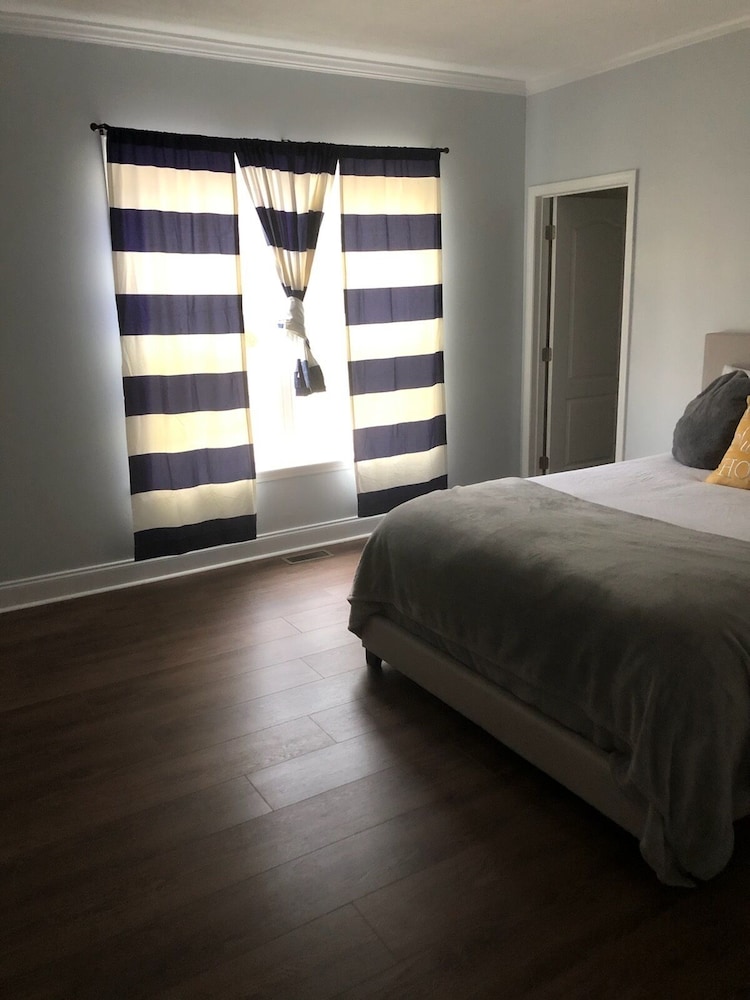 Family House photo 1