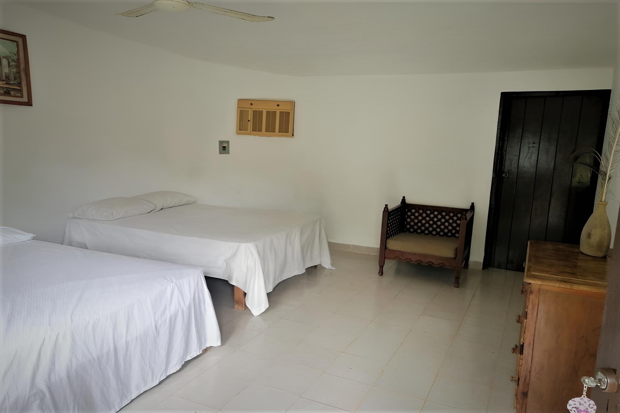 Standard Room, 2 Queen Beds, Garden View photo 1