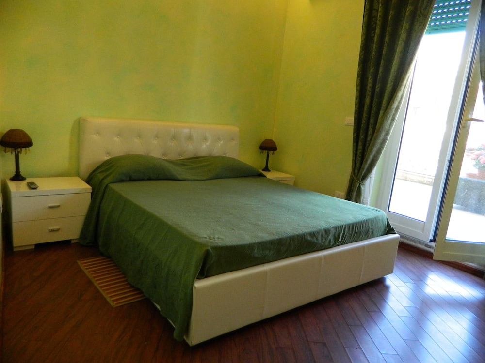 Comfort Double Room, Shared Bathroom