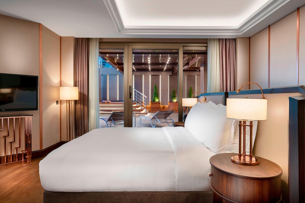 Presidential Suite, 1 King Bed with Sofa bed
