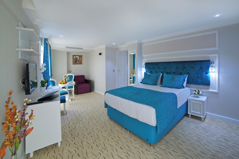 Sea View Deluxe Room photo 2