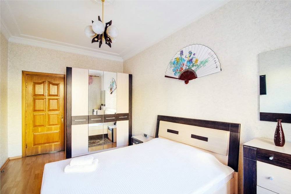 Two bedroom apartment on Kirova 3 photo 2