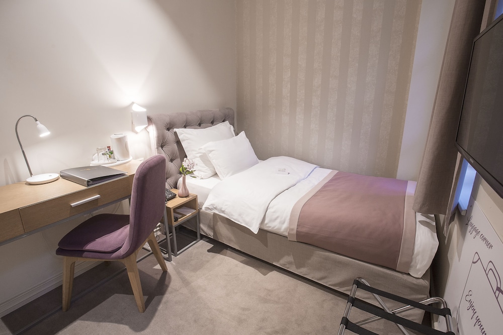 Economy Single Room (Single Use) photo 3