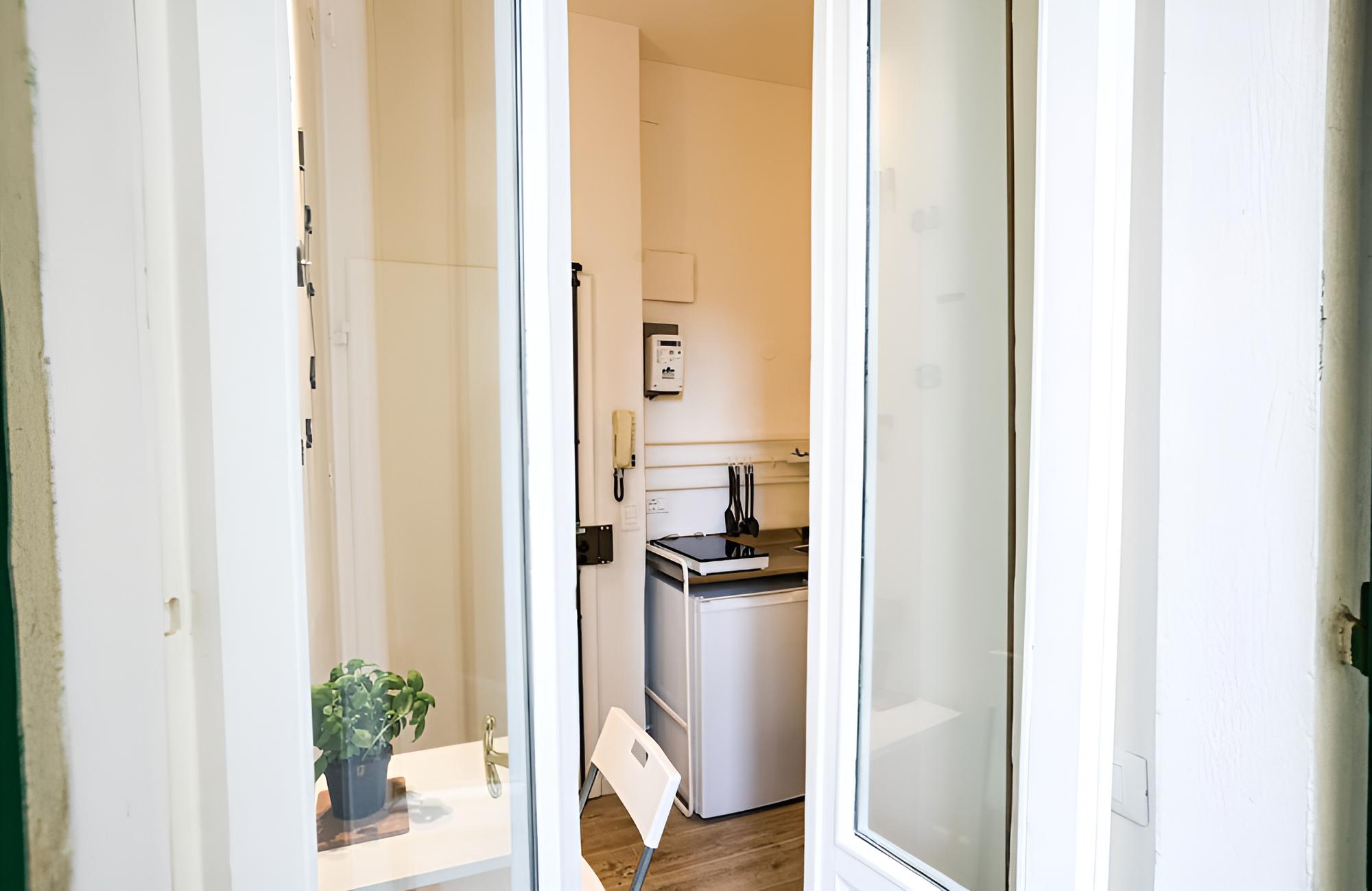 Basic Apartment