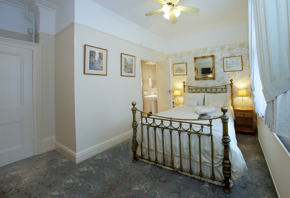 Traditional Double Room, 1 King Bed photo 2
