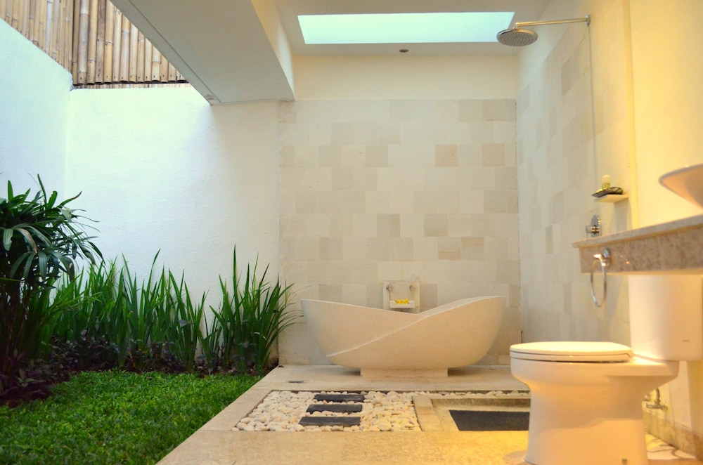 Villa, 2 Bedrooms, Private Pool - Photo 11