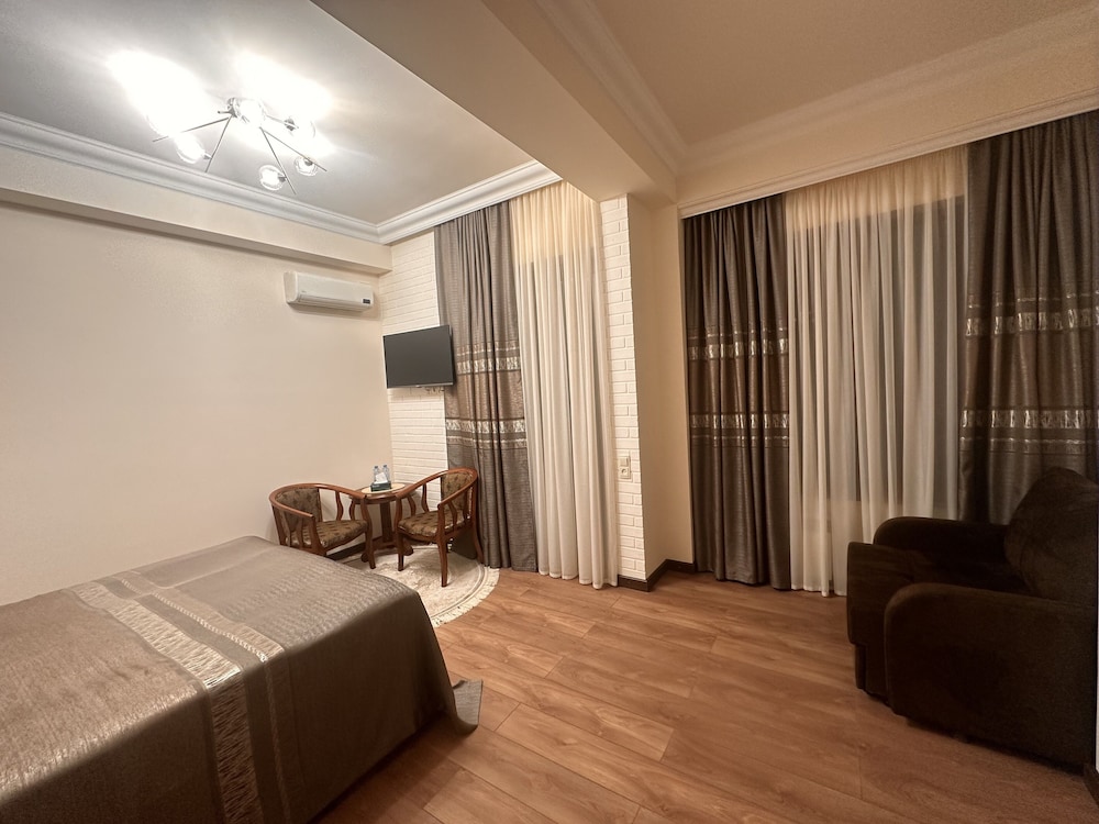 Deluxe Room photo 1