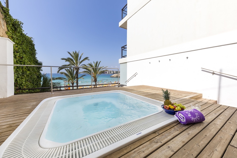 Superior Double Room, Sea View - Photo 7