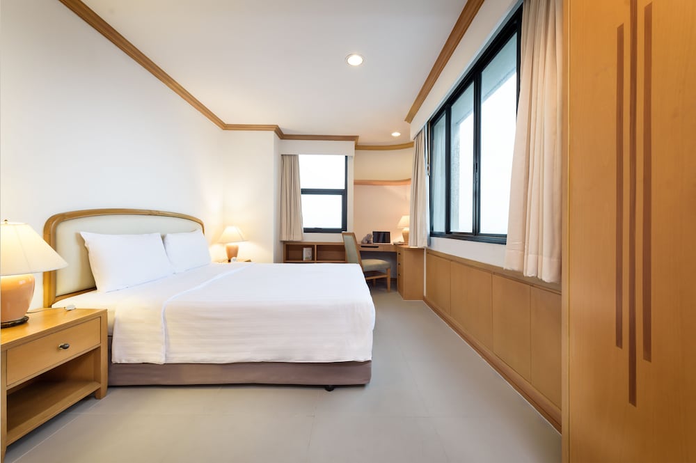 Deluxe Room, 1 Bedroom photo 2