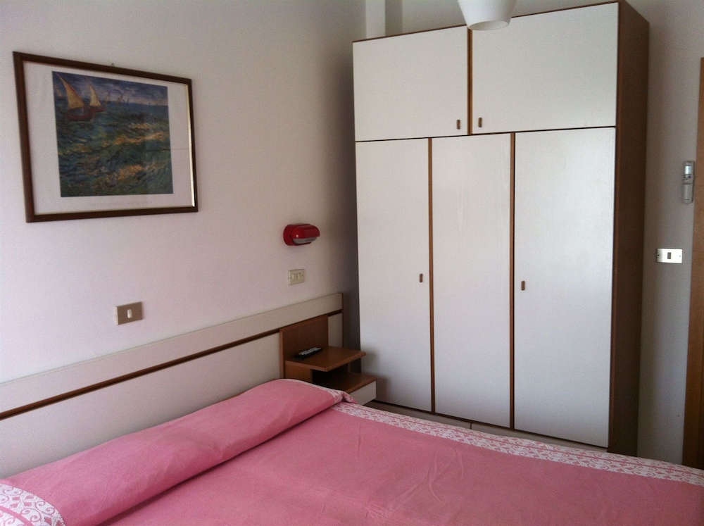 Triple Room, Balcony