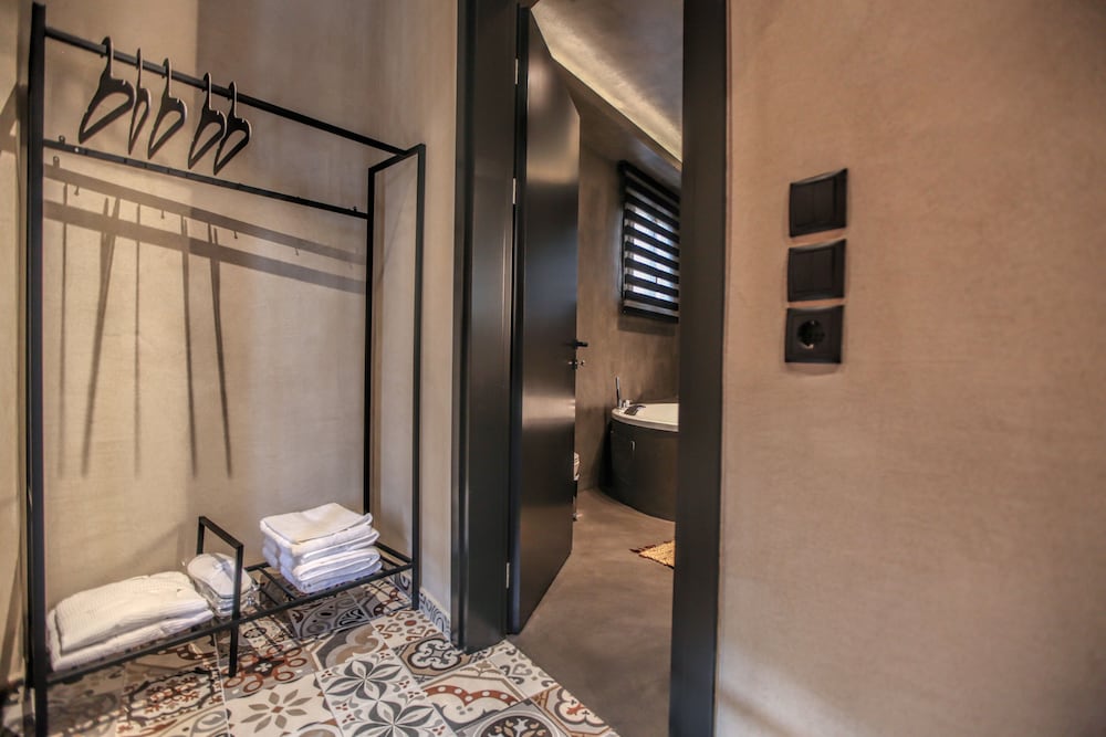 Premium Suite, Hot Tub, Mountain View photo 3