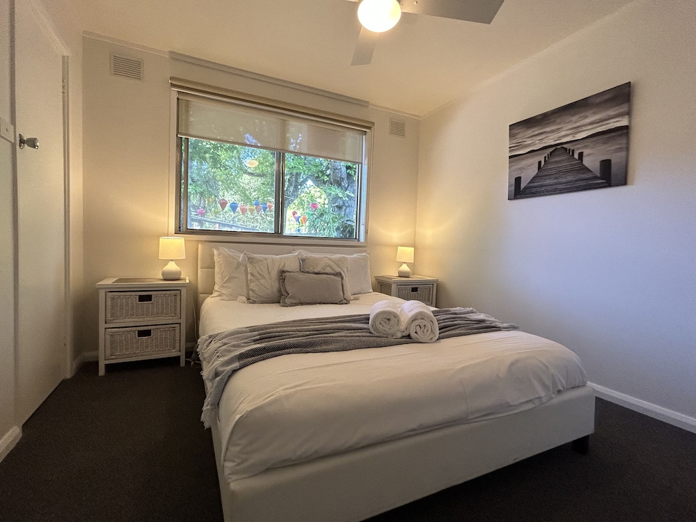Superior Suite, 1 Queen Bed With Sofa Bed photo 3