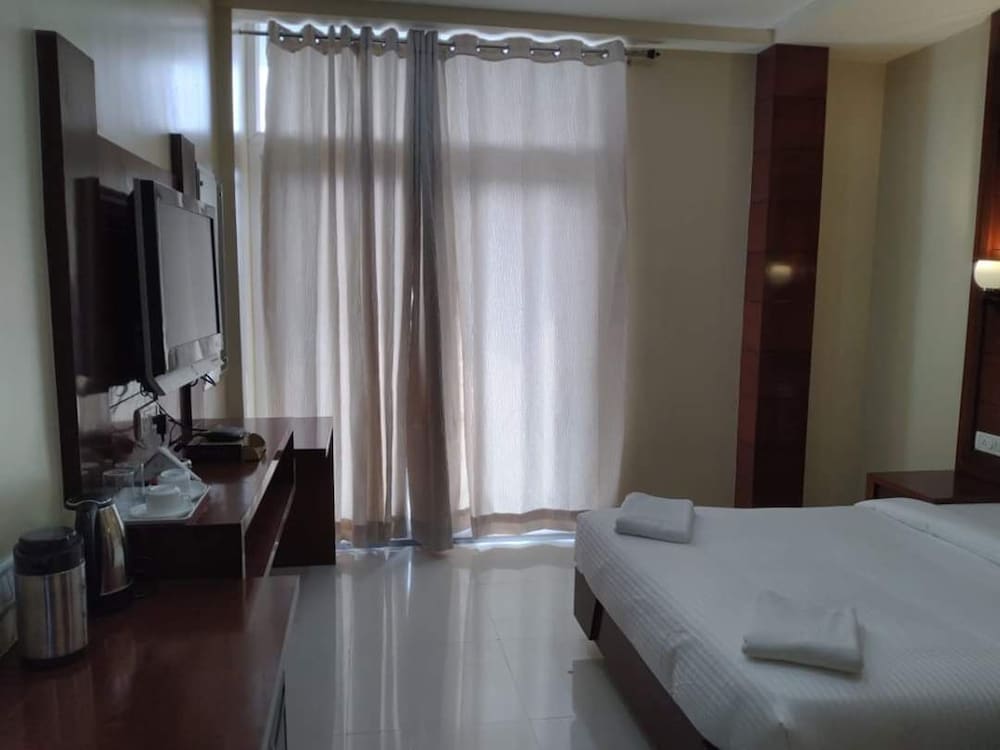 Deluxe Room - Photo 1