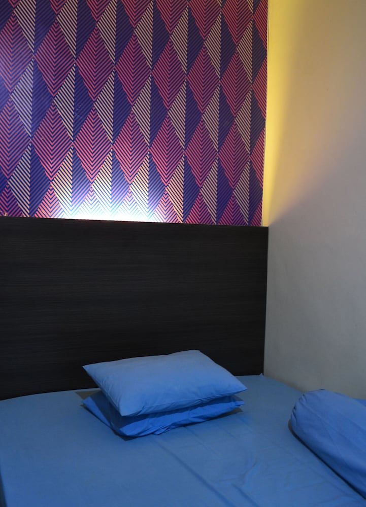 Standard Room photo 2