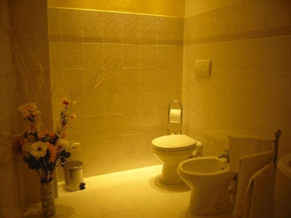 Triple Room - Photo 32