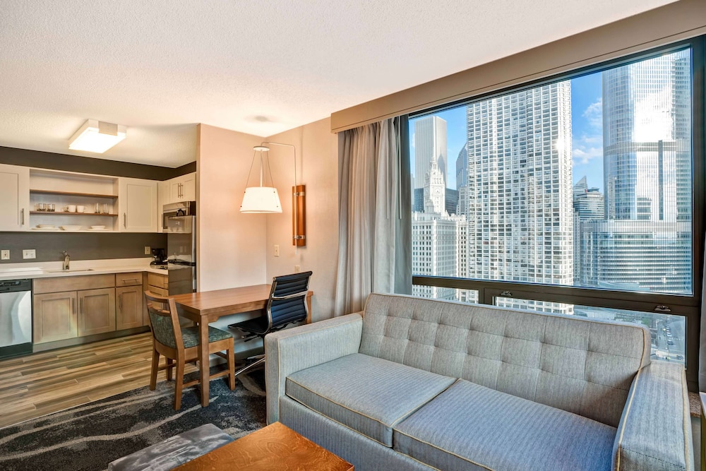 Suite, 1 King Bed with Sofa bed, Accessible, City View (Hearing) - Photo 5