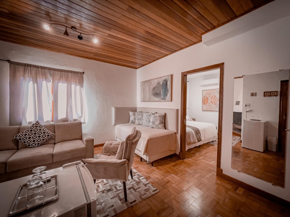 Quadruple Room (Bella 6)