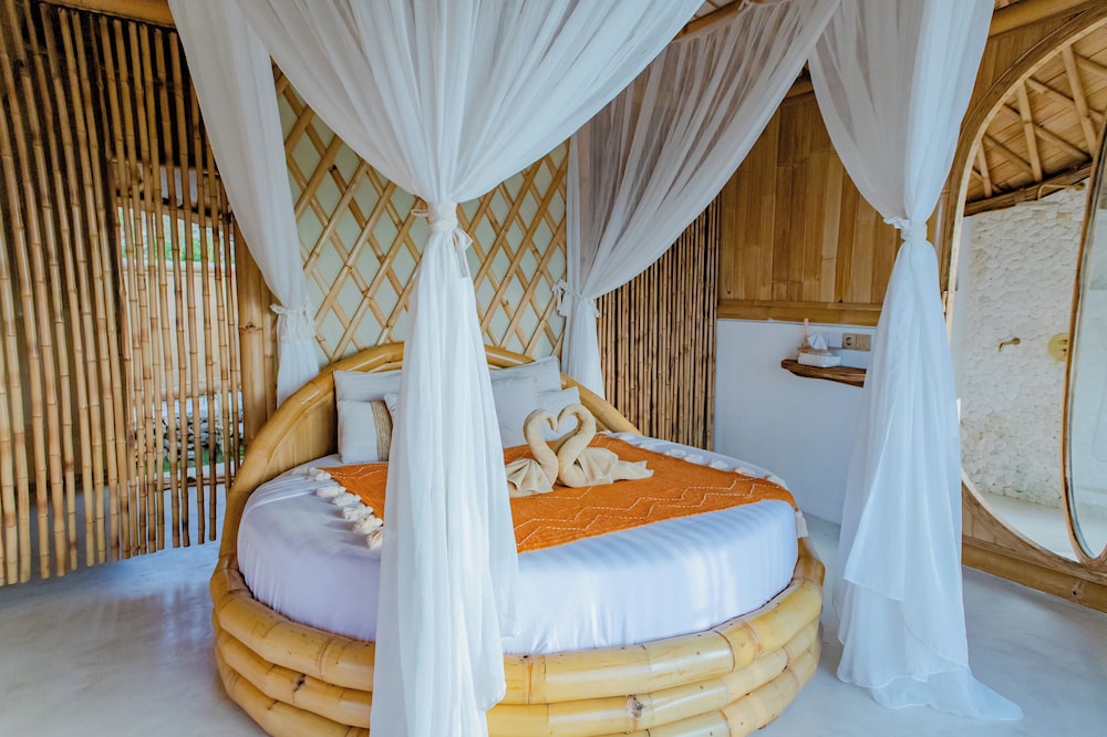 Shell Villa with Rooftop Pool View - Photo 42