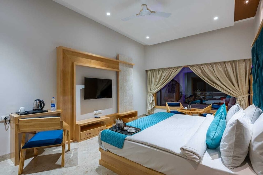 Studio Suite photo 2