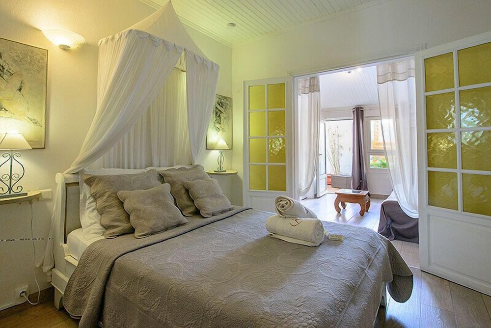Senior Suite (Alexandra) photo 1