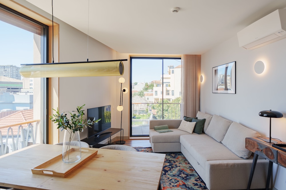 Classic Apartment - Photo 9