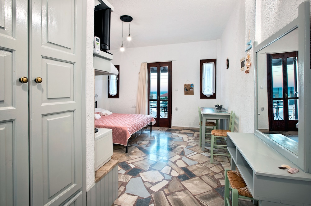 Studio, Balcony, Sea View photo 1