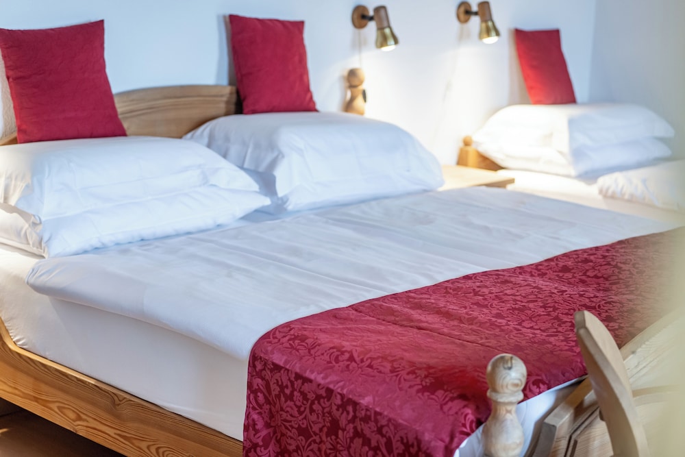 Classic Triple Room, 1 Bedroom photo 2