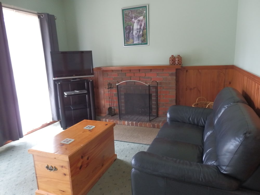 One Bedroom Luxury Self Contained Lodge photo 2