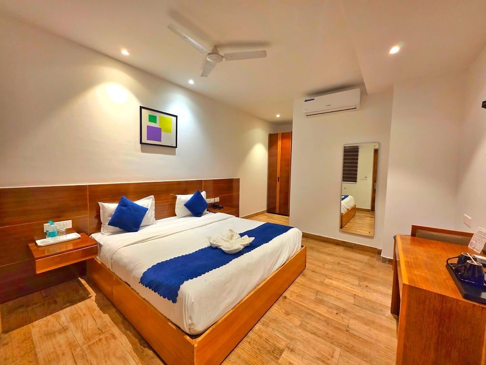 Elite Room