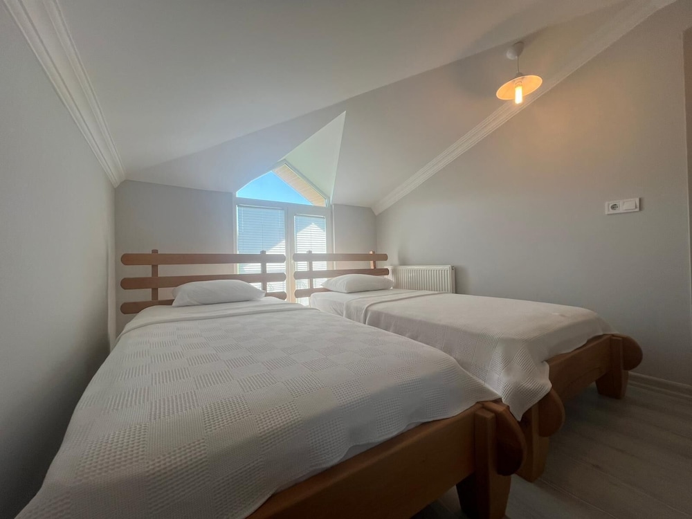Deluxe Studio Suite, Sea View